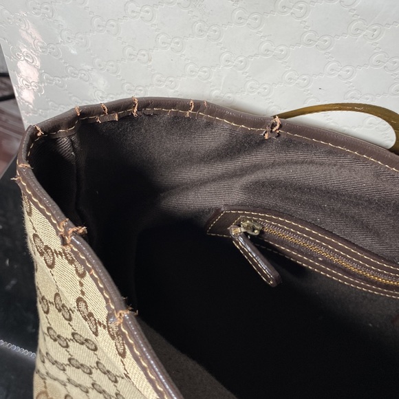 Authentic Gucci Sherry Line Charm Bag - Picture 12 of 16